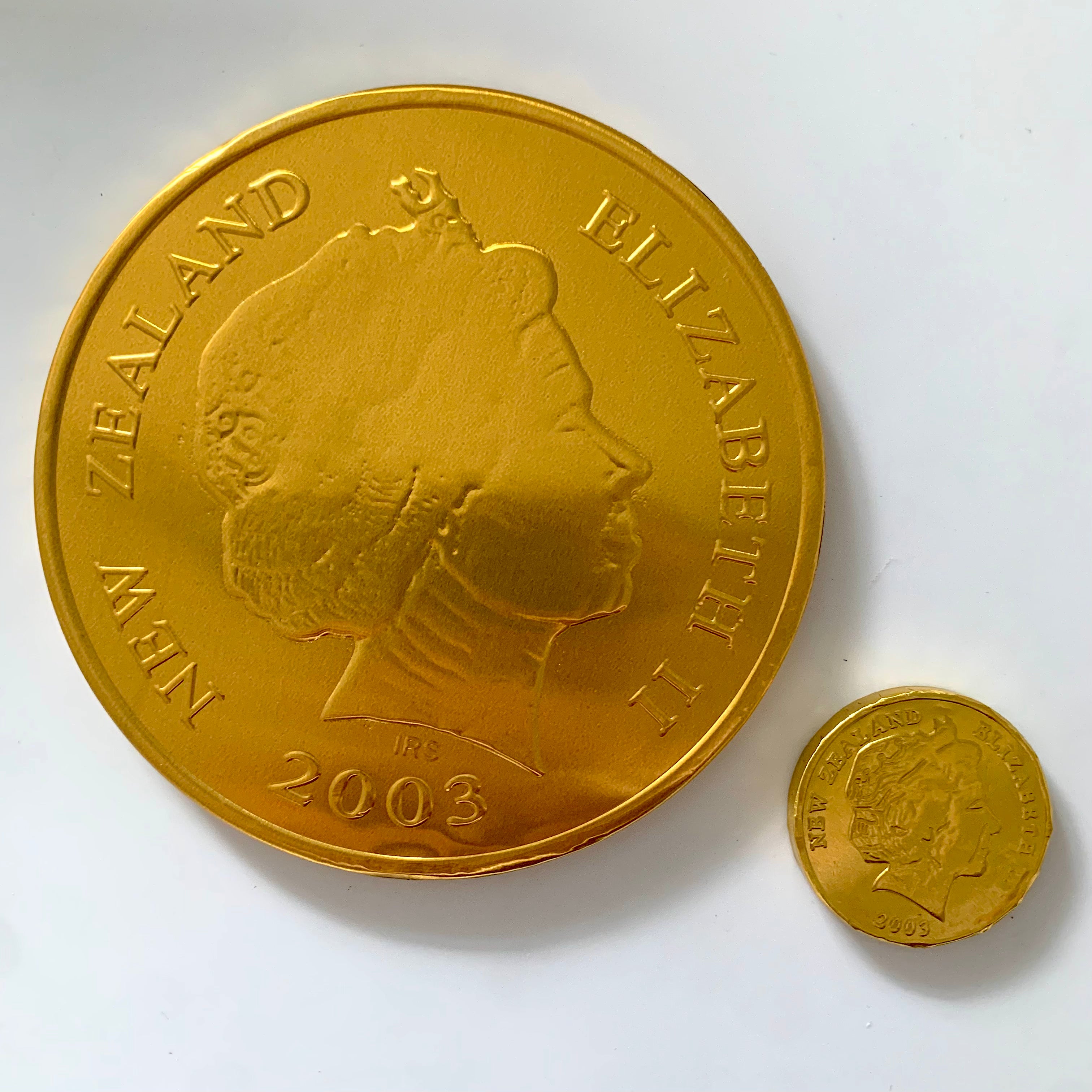 Giant NZ One Dollar Coin - Pik n Mix Lollies NZ